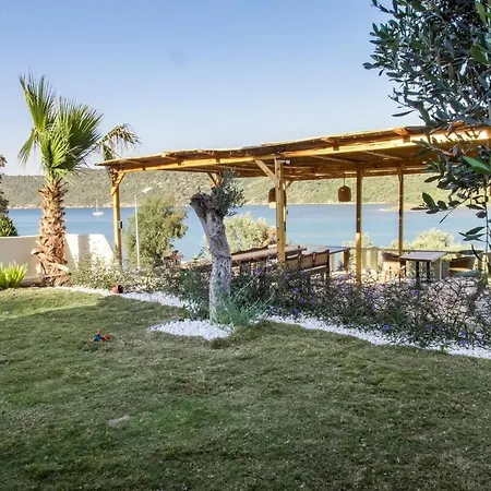 Charming Boutique With Garden Szálloda Bogazici